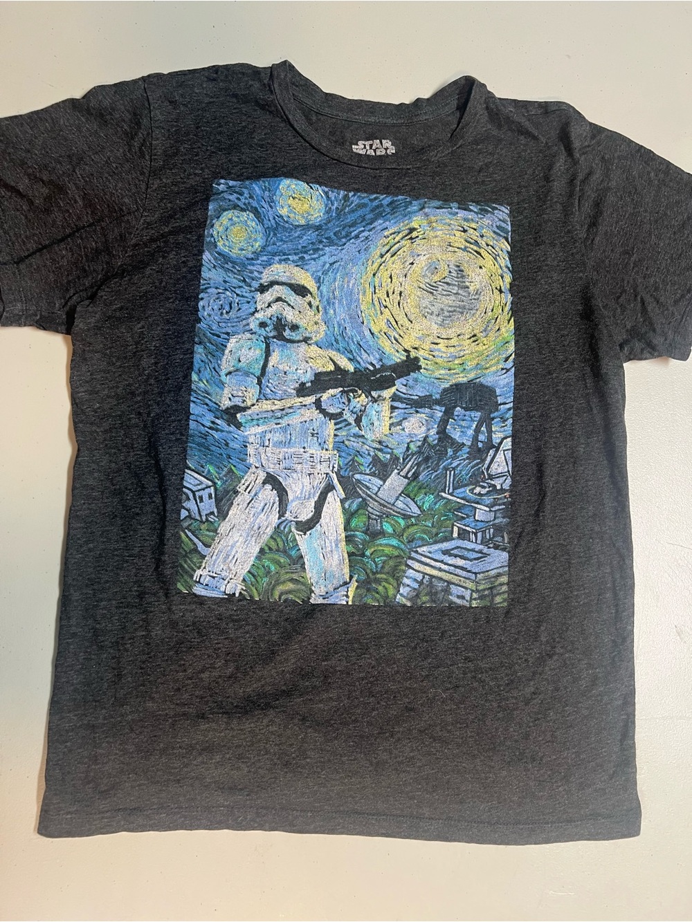 Star Wars Stormtrooper Starry Night Graphic T-Shirt Gray Men’s Medium Van Gogh